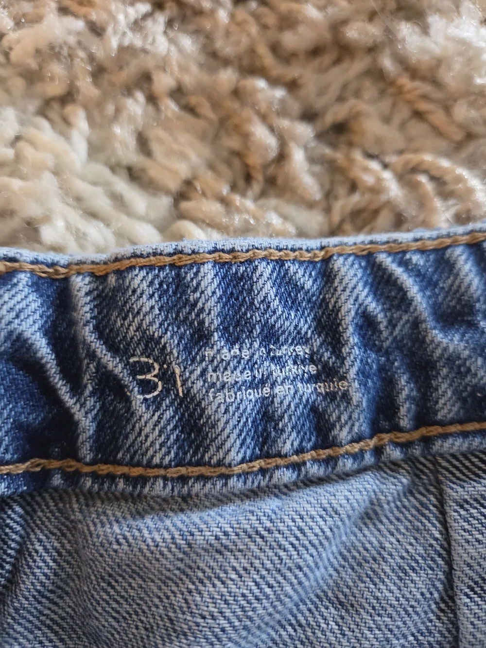 Pilcro Wide-Leg Jeans in Light Blue Wash - Picture 5 of 6